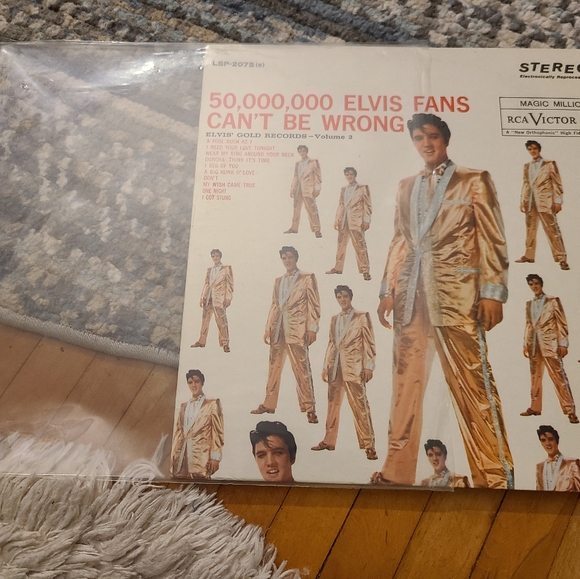 Elvis gold Records vol.2 50,000 000 Fans Can't Be Wrong. GuC - Picture 3 of 8